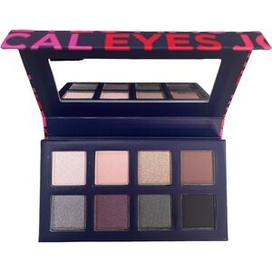 Avon True Magical Eyes Palette